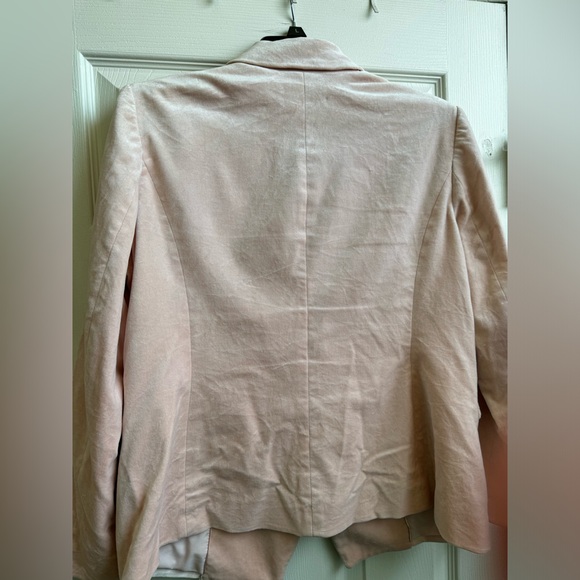 COPY - WHBM Pink Velvet Blazer - Picture 6 of 8